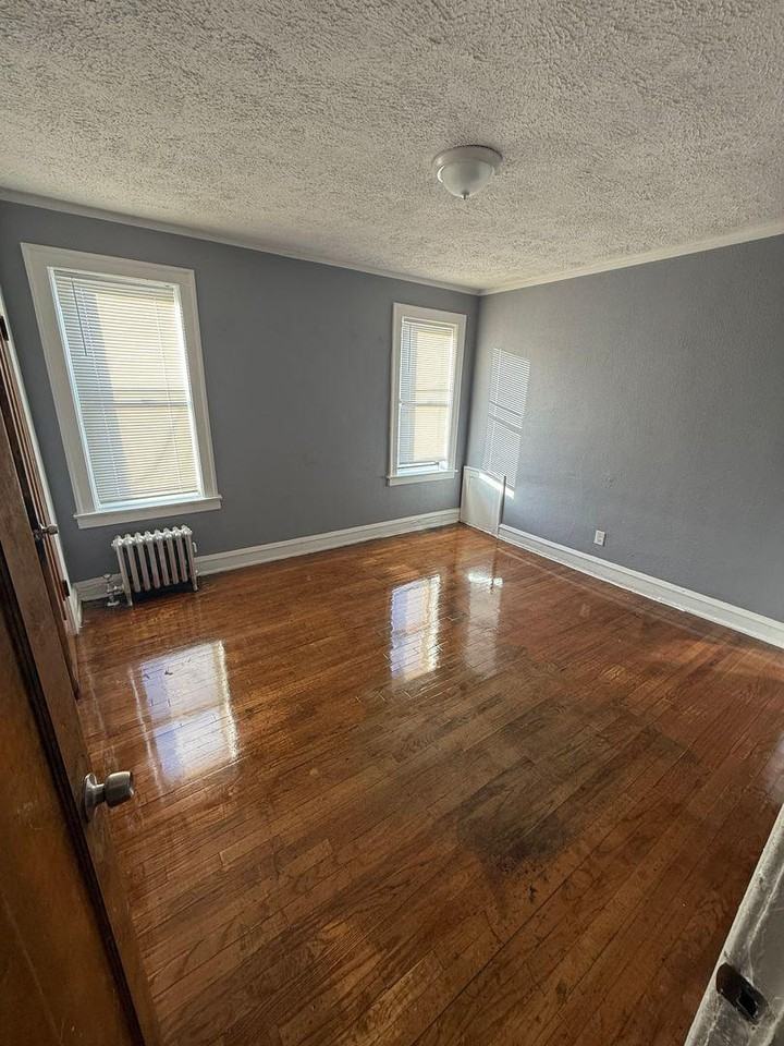 7442 S East End Ave - Photo 7 of 10