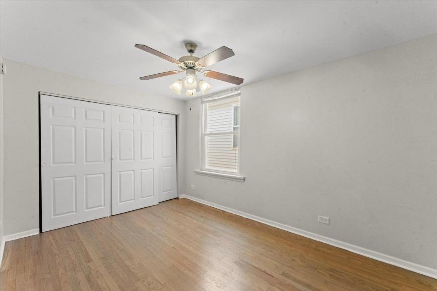 4846 N Keystone Ave - Photo 6 of 10