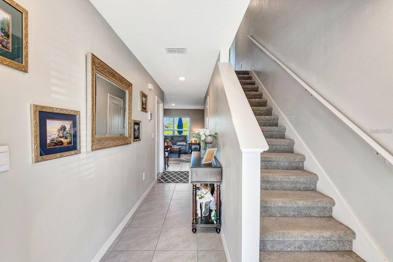 2942 Rock Sound St - Photo 7 of 41