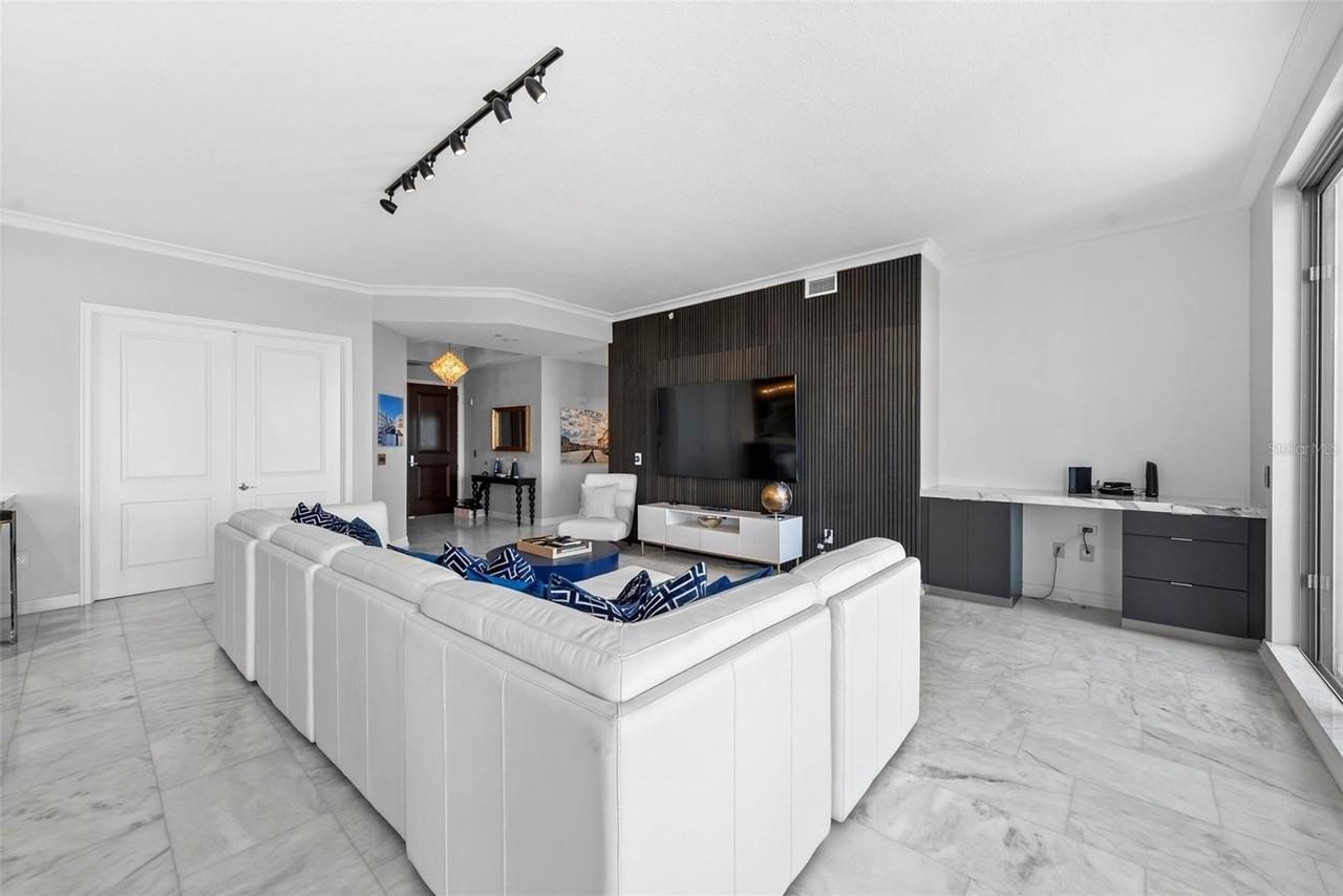 449 S 12th St #2602 - Photo 7 of 50