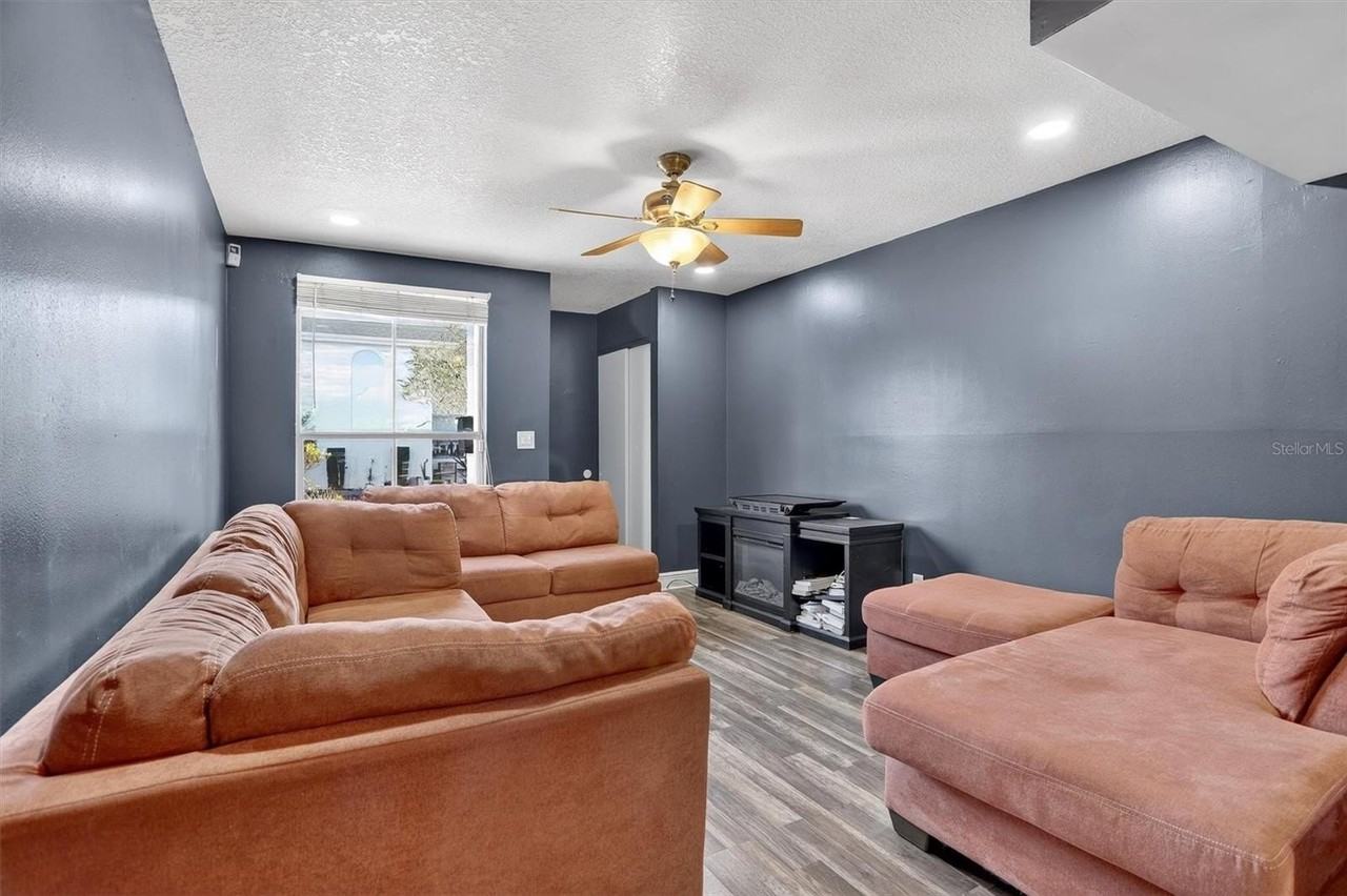 4505 La Capri Ct - Photo 4 of 18