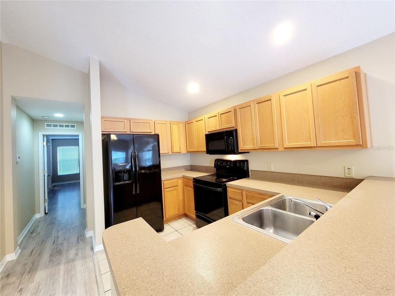 2008 N Albany Ave - Photo 7 of 24