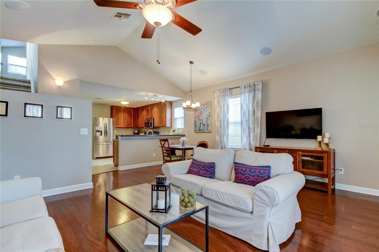 2123 W Spruce St - Photo 5 of 40