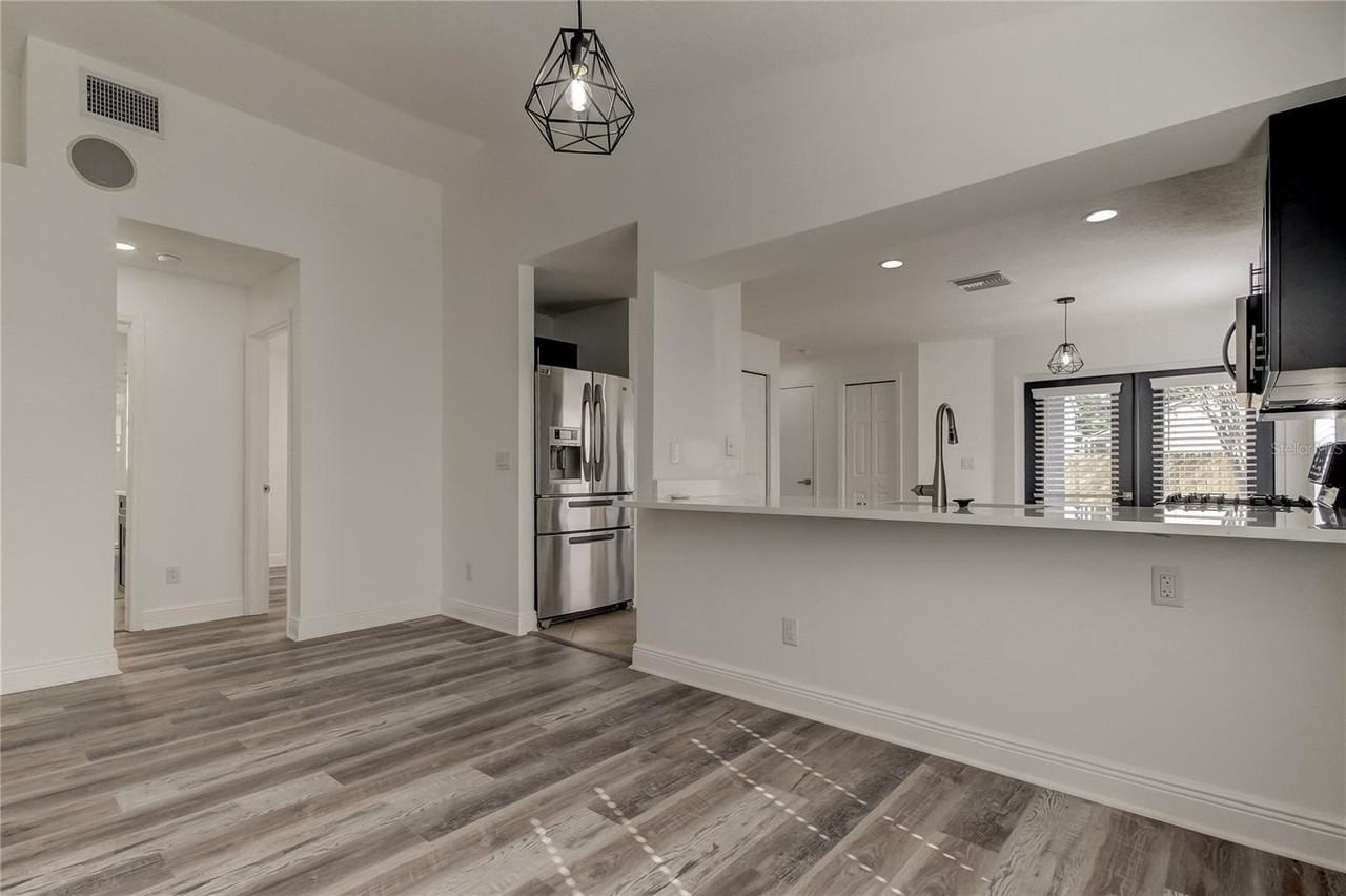 6032 Lanshire Dr - Photo 7 of 50