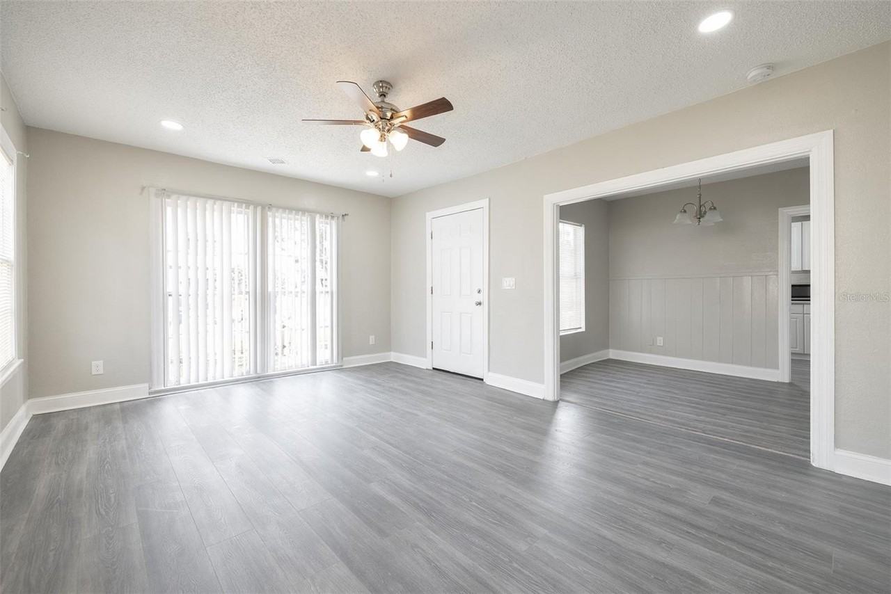 2402 W North B St - Photo 6 of 25