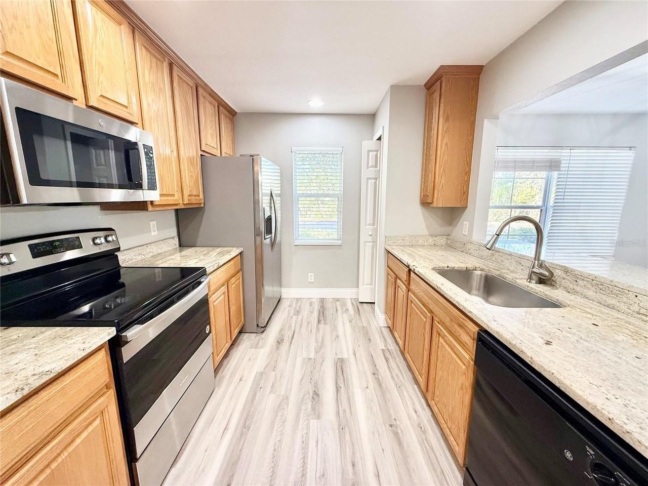 9604 Charlesberg Dr - Photo 7 of 25