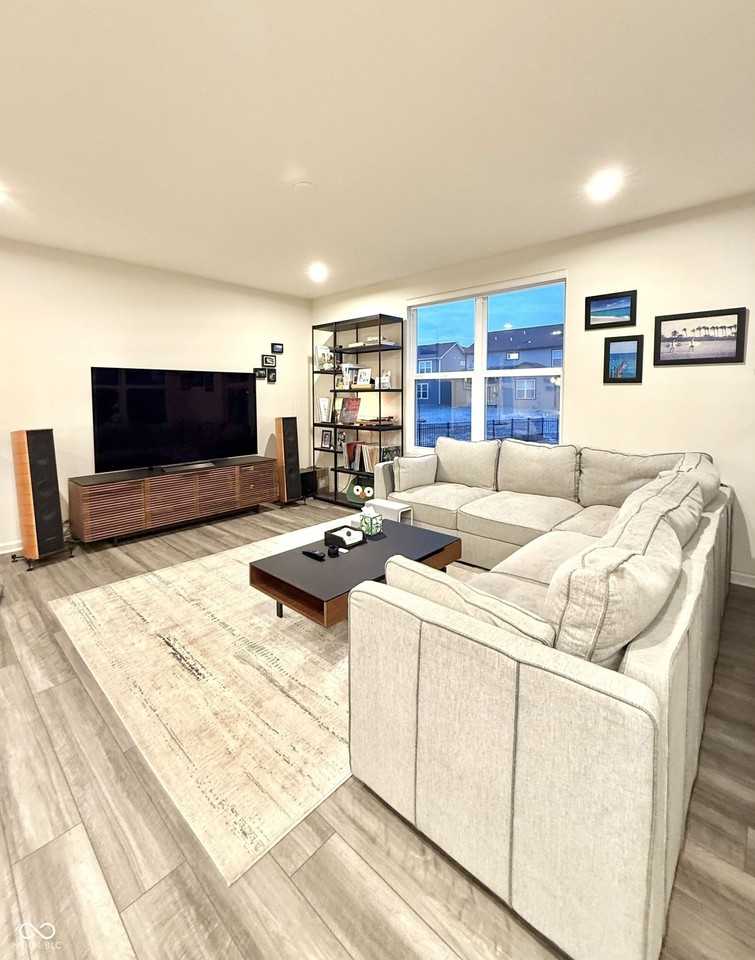 5213 Dunhaven Rd - Photo 3 of 24