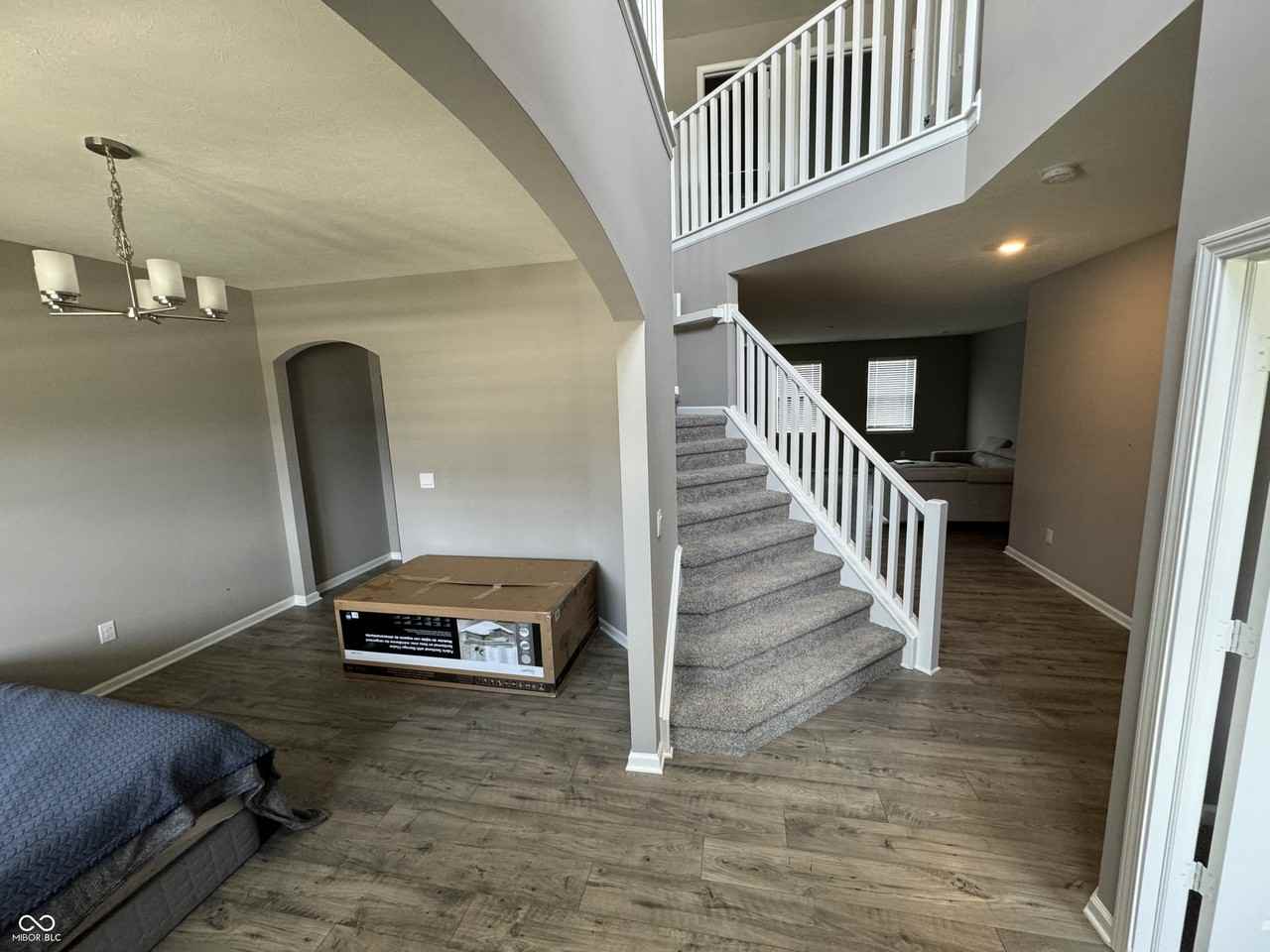 2407 Pine Valley Dr - Photo 4 of 32