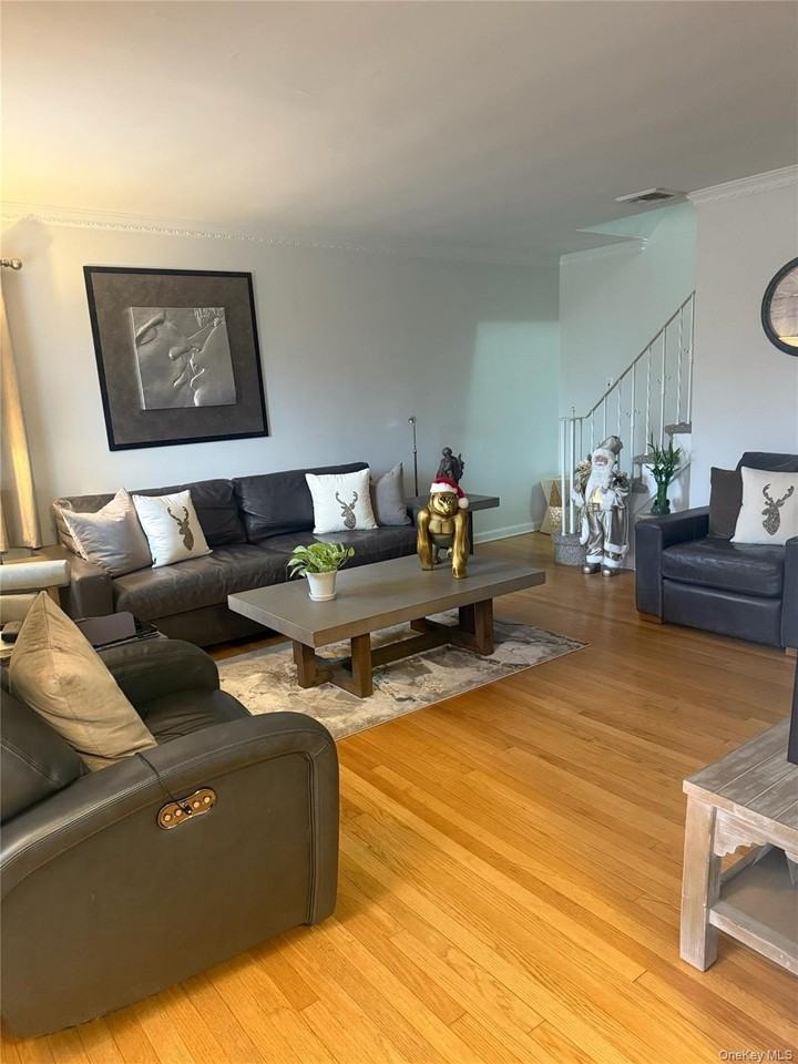 625 S 12th St - Photo 2 of 14