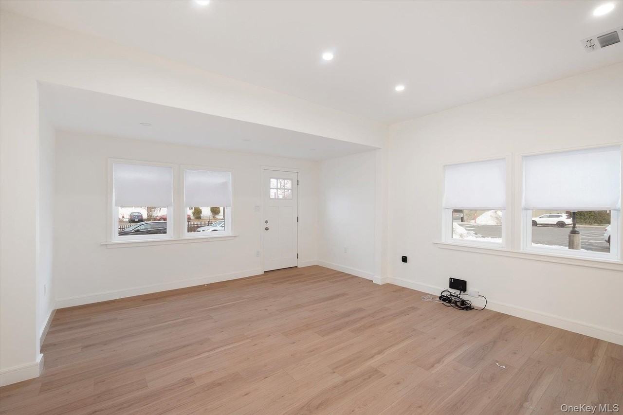 38 S Front St - Photo 7 of 20