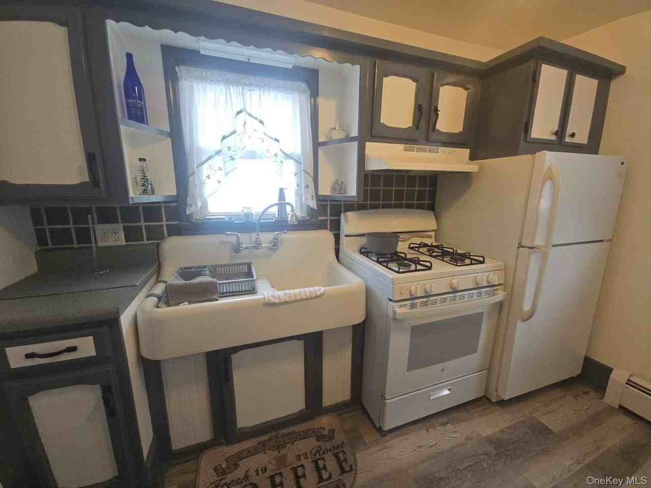 59 Bridge St Unit 2 #2 - Photo 3 of 14