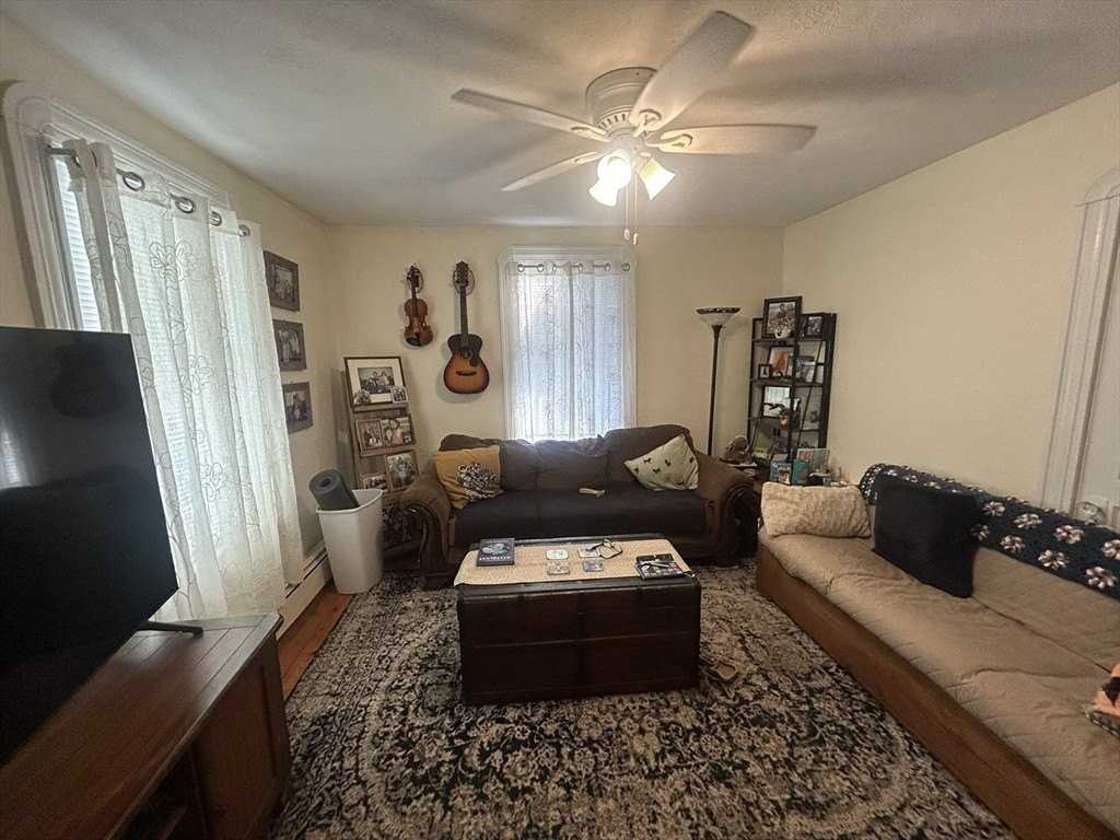 6 Horton St Unit 1 #1 - Photo 4 of 18