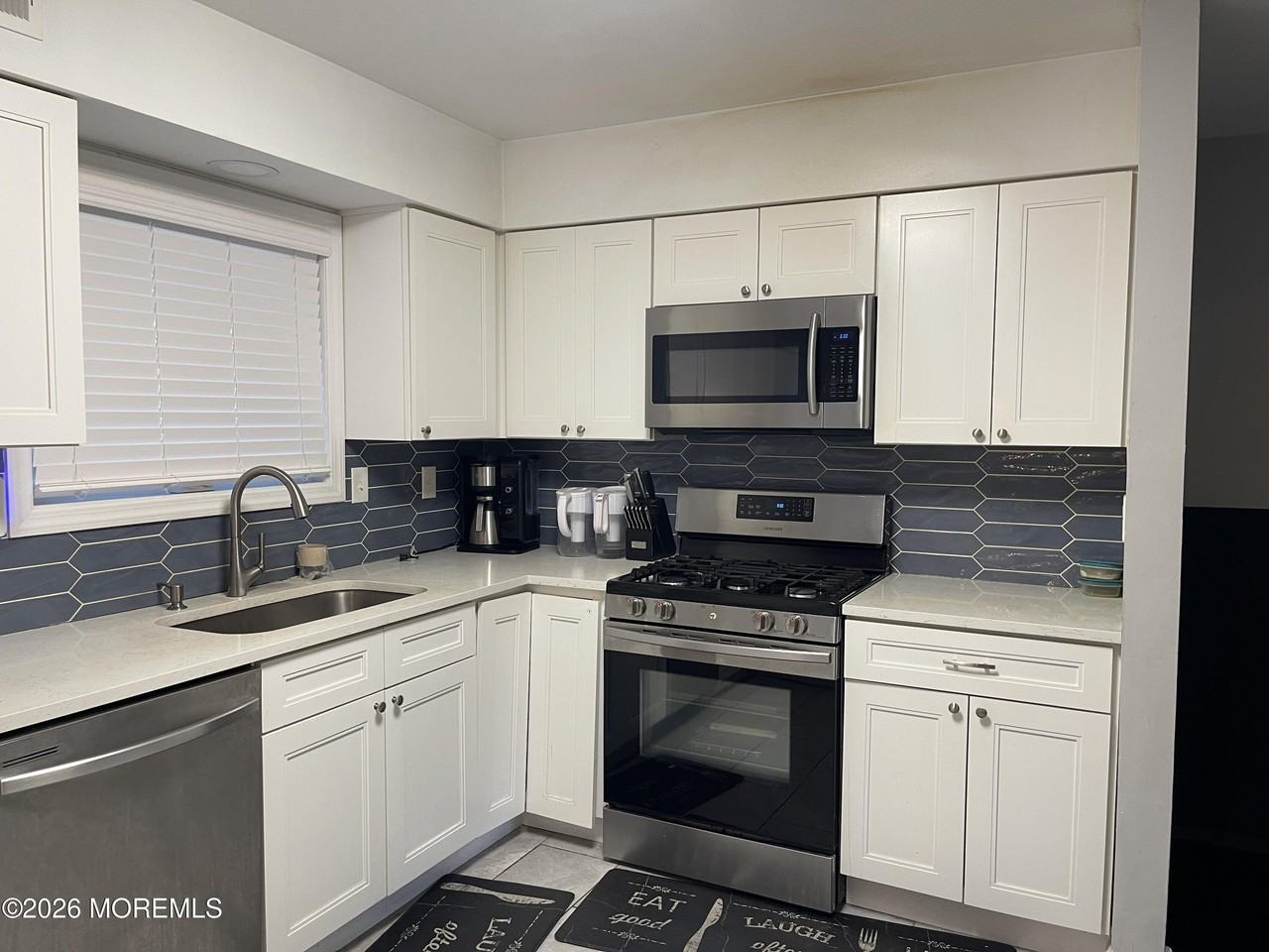 162 Linden Ave Apt B #B - Photo 5 of 15