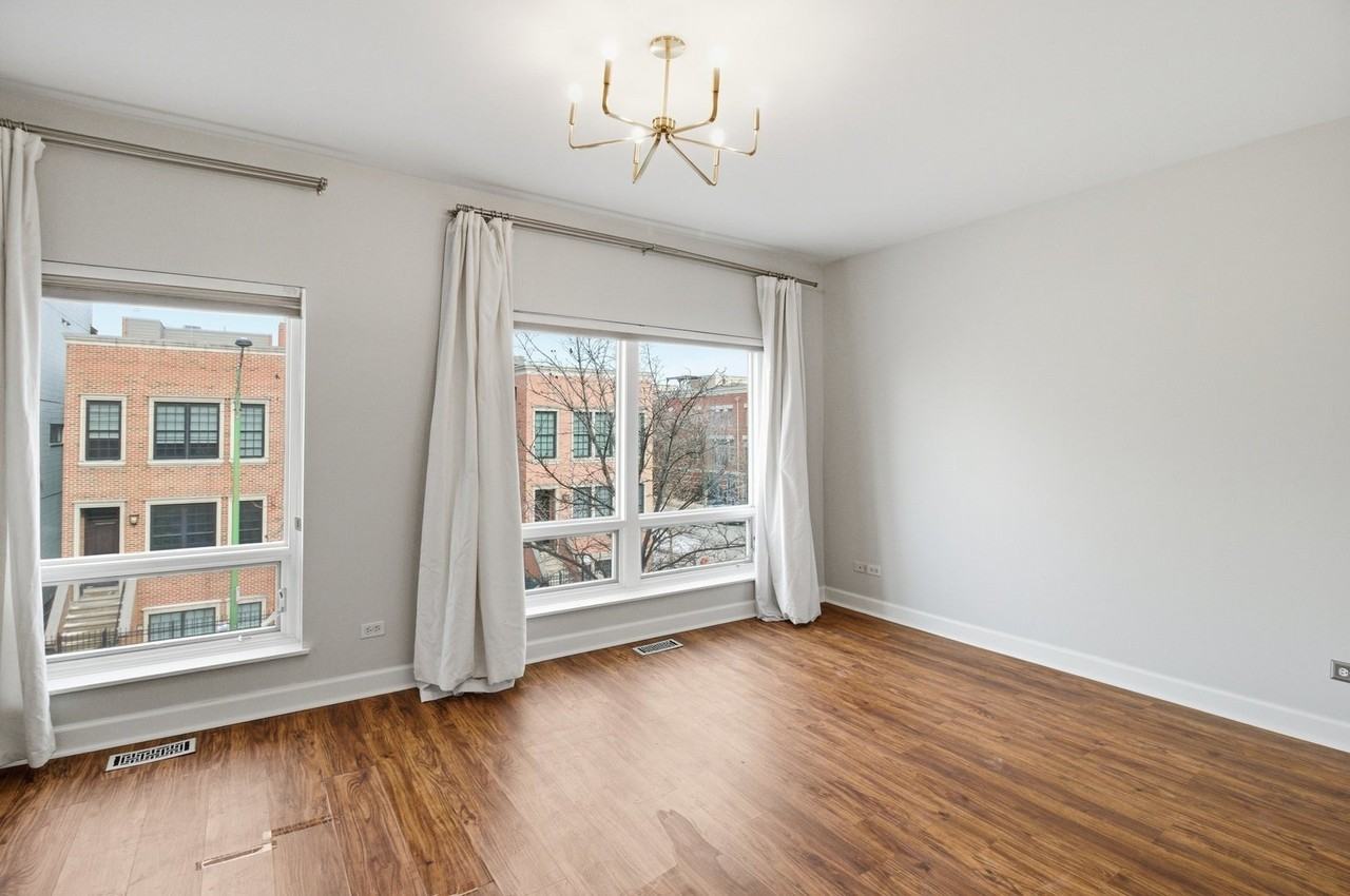 1105 W Fry St Unit 1105 #1105 - Photo 3 of 19