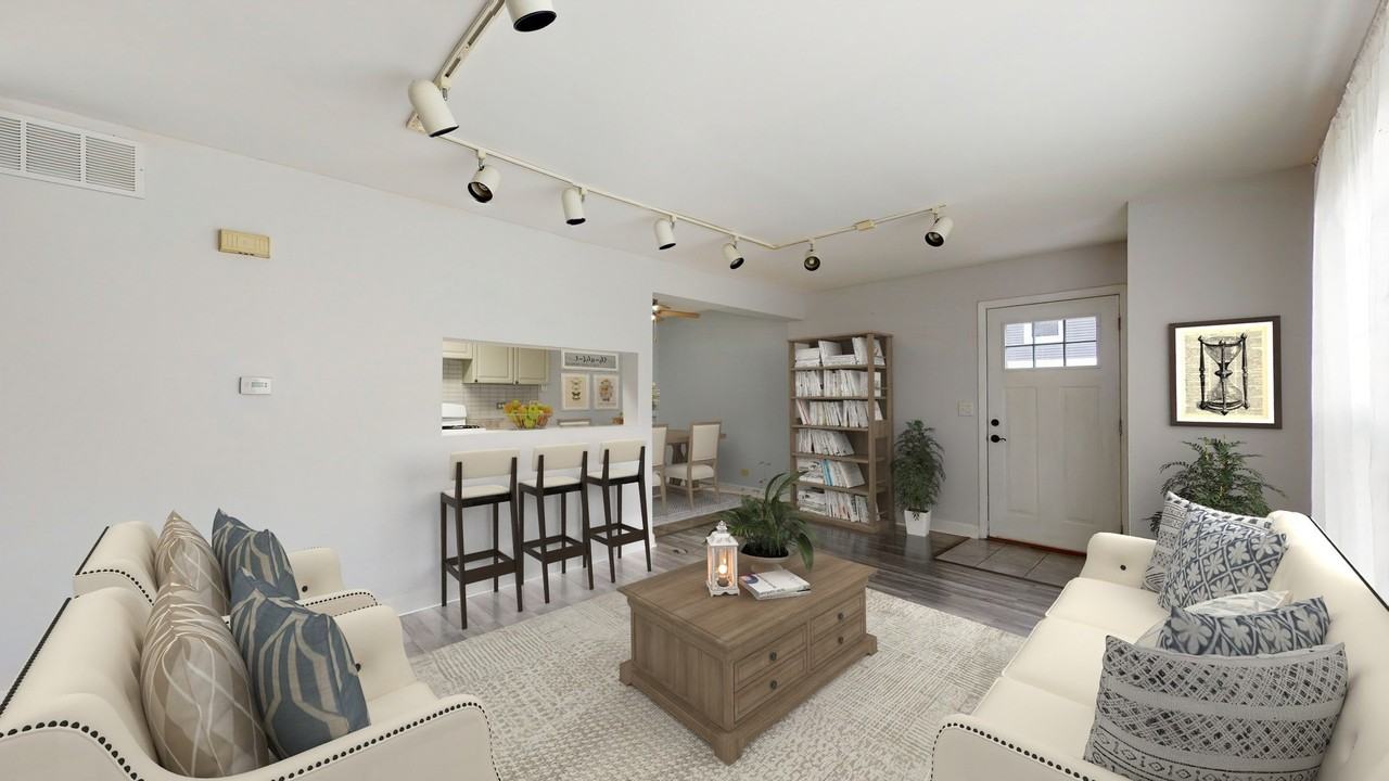 368 Farmingdale Cir Unit 368 #368 - Photo 3 of 19