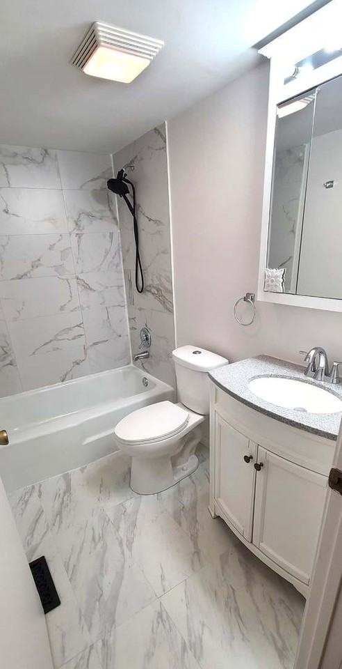 10840 Kilpatrick Ave Apt 1nw #1NW - Photo 7 of 7