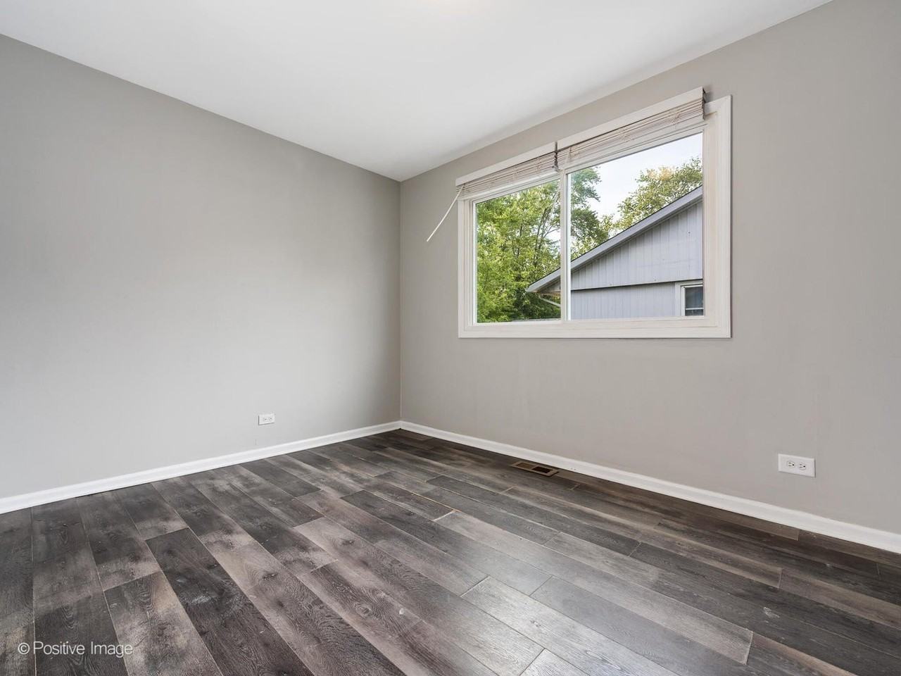 22130 Kostner Ave - Photo 5 of 16