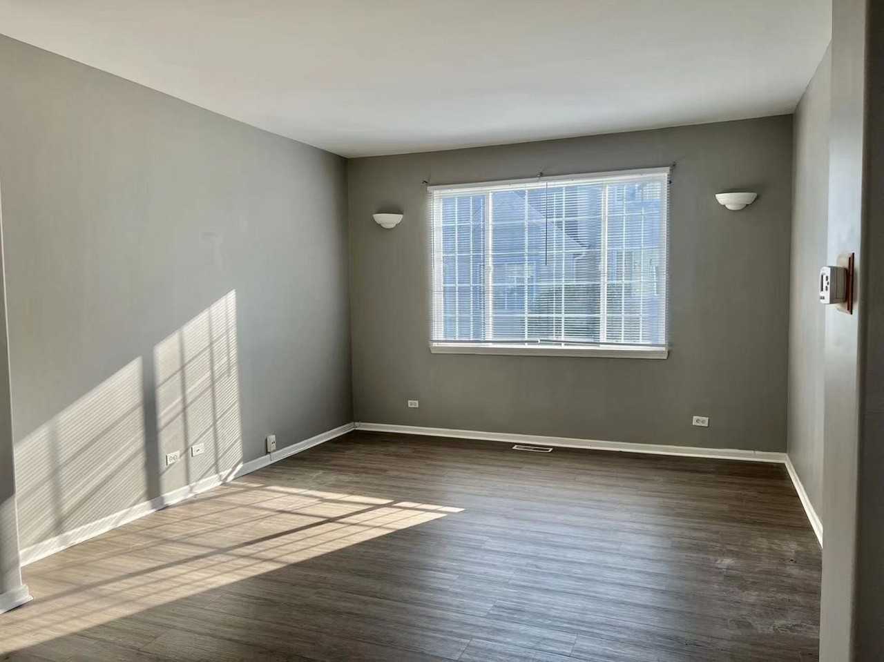 3367 Ravinia Cir - Photo 3 of 14