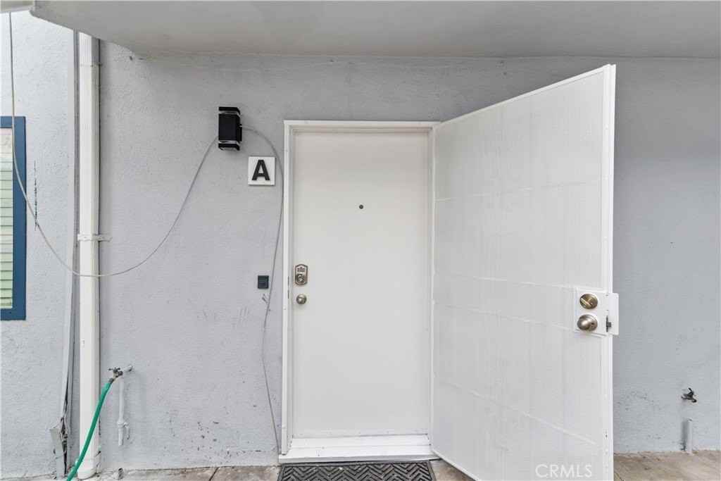 117 S Ivy Ave #A - Photo 4 of 15