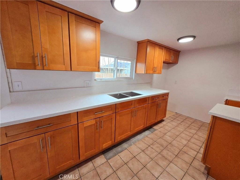 8818 Gallatin Rd - Photo 5 of 11