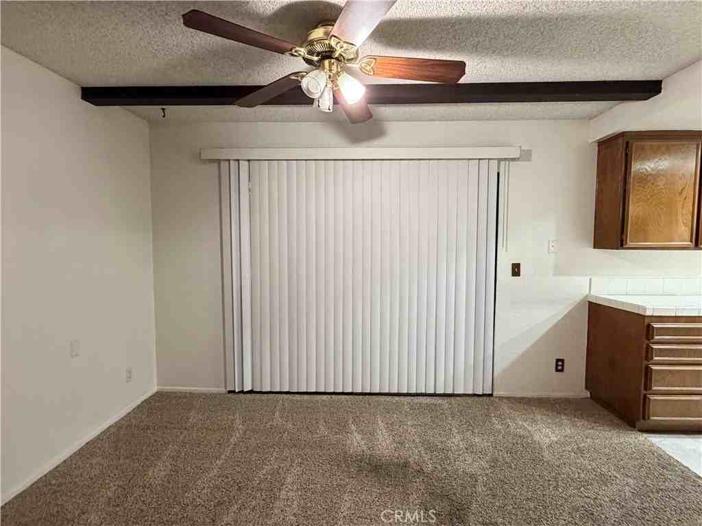 1915 S Mountain Ave - Photo 6 of 22