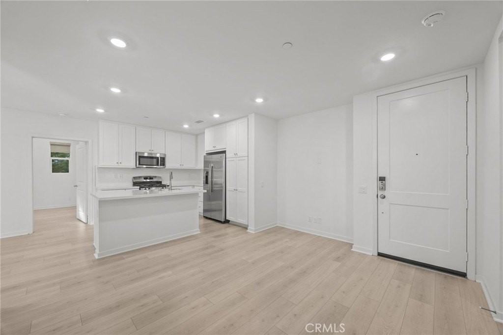 980 N Tangent Privado #202 - Photo 4 of 35