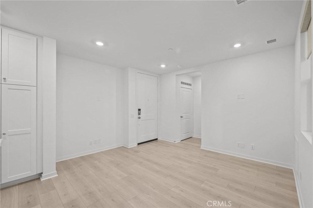 980 N Tangent Privado #202 - Photo 5 of 35