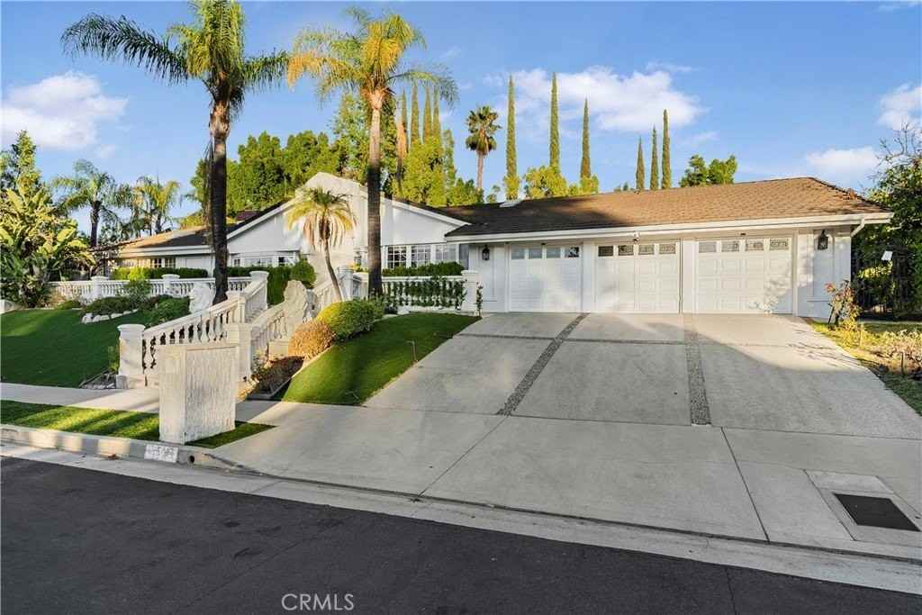 3814 Alonzo Ave - Photo 2 of 50