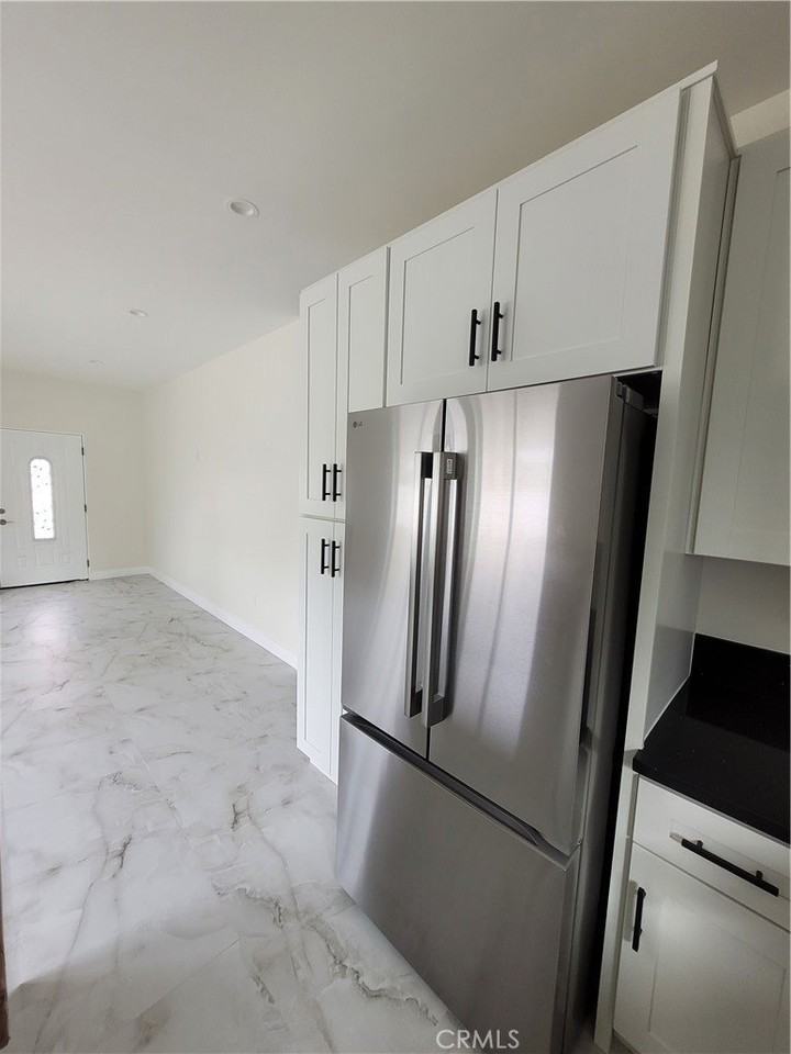 8002 Shirley Ave - Photo 3 of 10