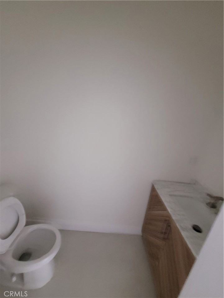 8004 Shirley Ave - Photo 4 of 9