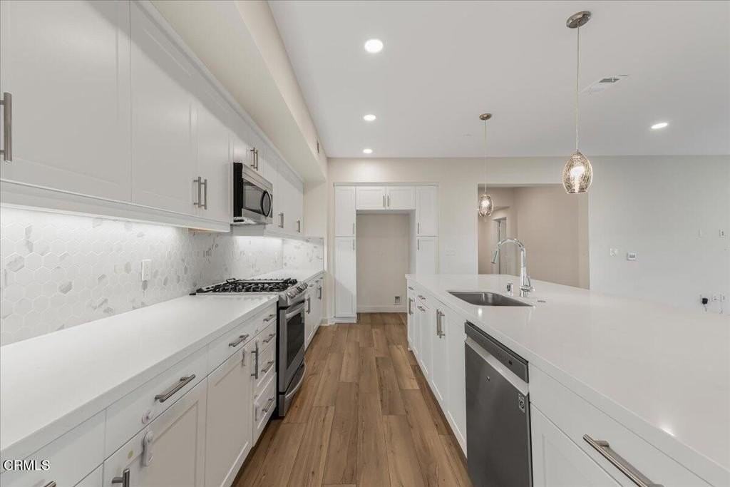 2830 Wagon Wheel Rd #304 - Photo 7 of 44