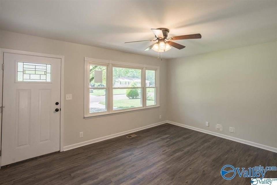 3508 Lois Ln Nw - Photo 5 of 26