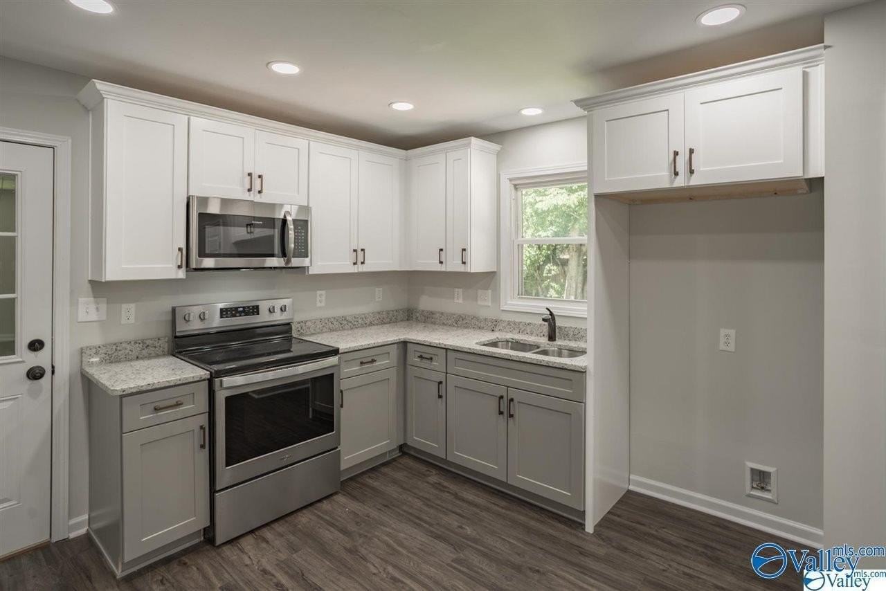 3508 Lois Ln Nw - Photo 7 of 26