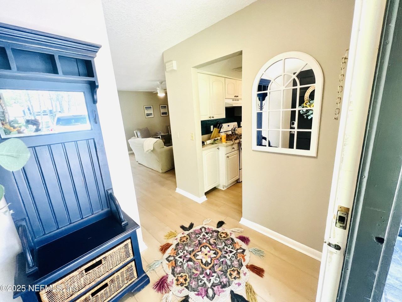 184 Bermuda Ct - Photo 4 of 27