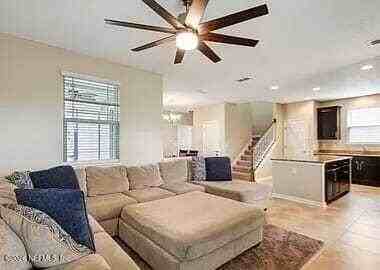 459 Vineyard Ln - Photo 4 of 26