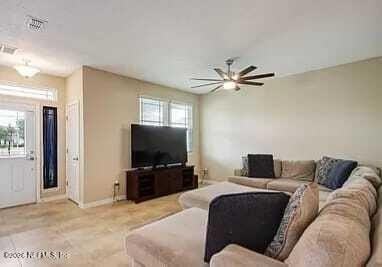 459 Vineyard Ln - Photo 5 of 26