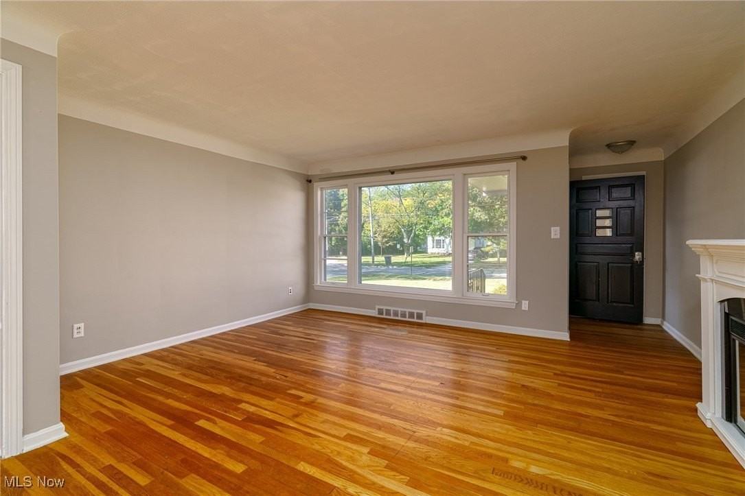 4880 Anderson Rd - Photo 5 of 38