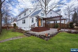 featured image of 51 Day Ave