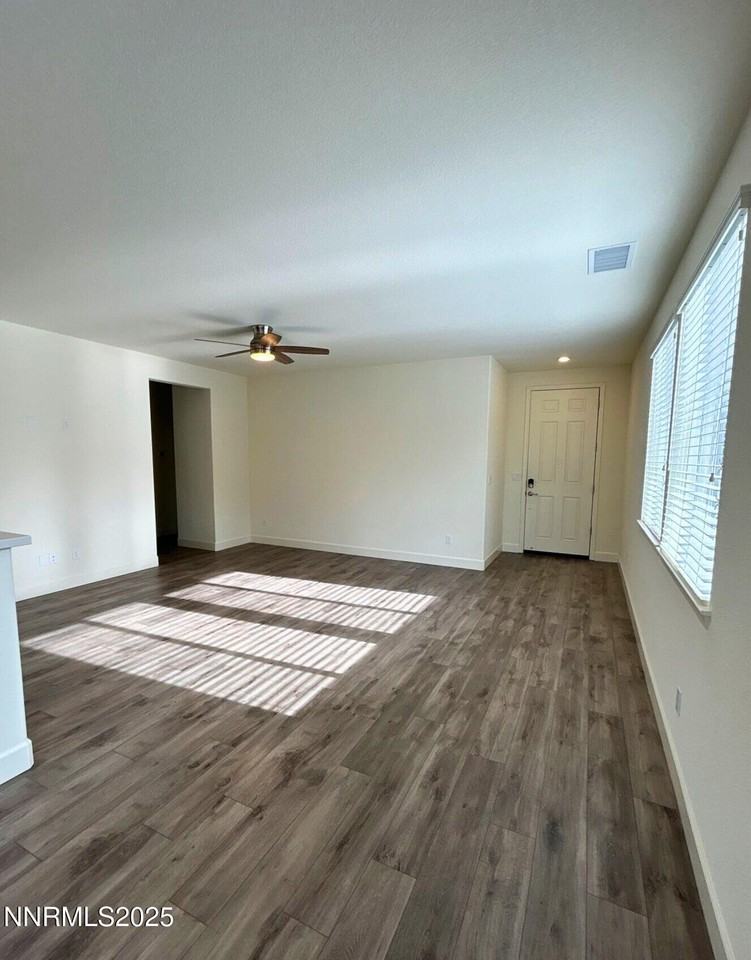 7145 Owl View Dr - Photo 2 of 23