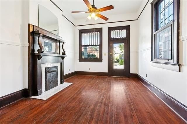 2525 Marengo St - Photo 2 of 14