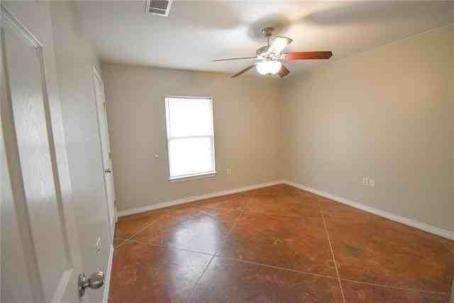 13296 Moss Point Dr #B - Photo 6 of 10