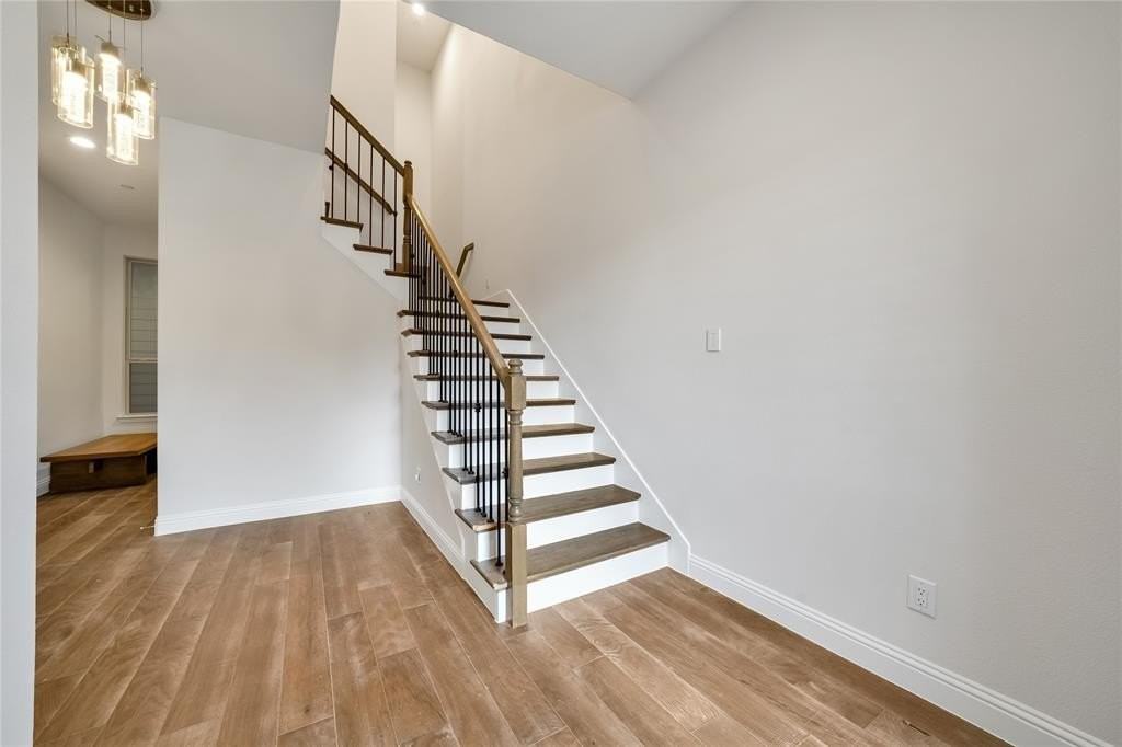 3364 Archduke Dr - Photo 3 of 25