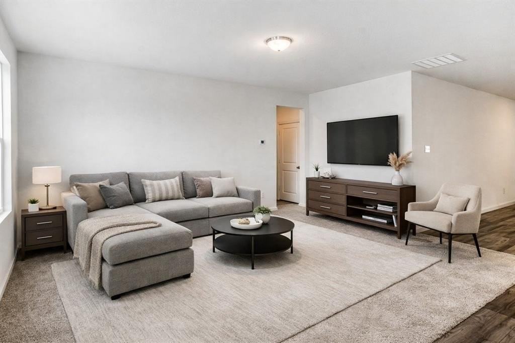 720 Holly St - Photo 7 of 27