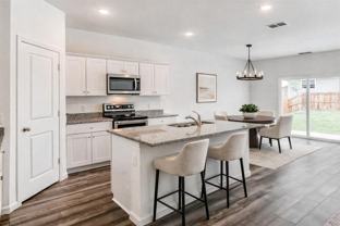 720 Holly St - Photo 1 of 1