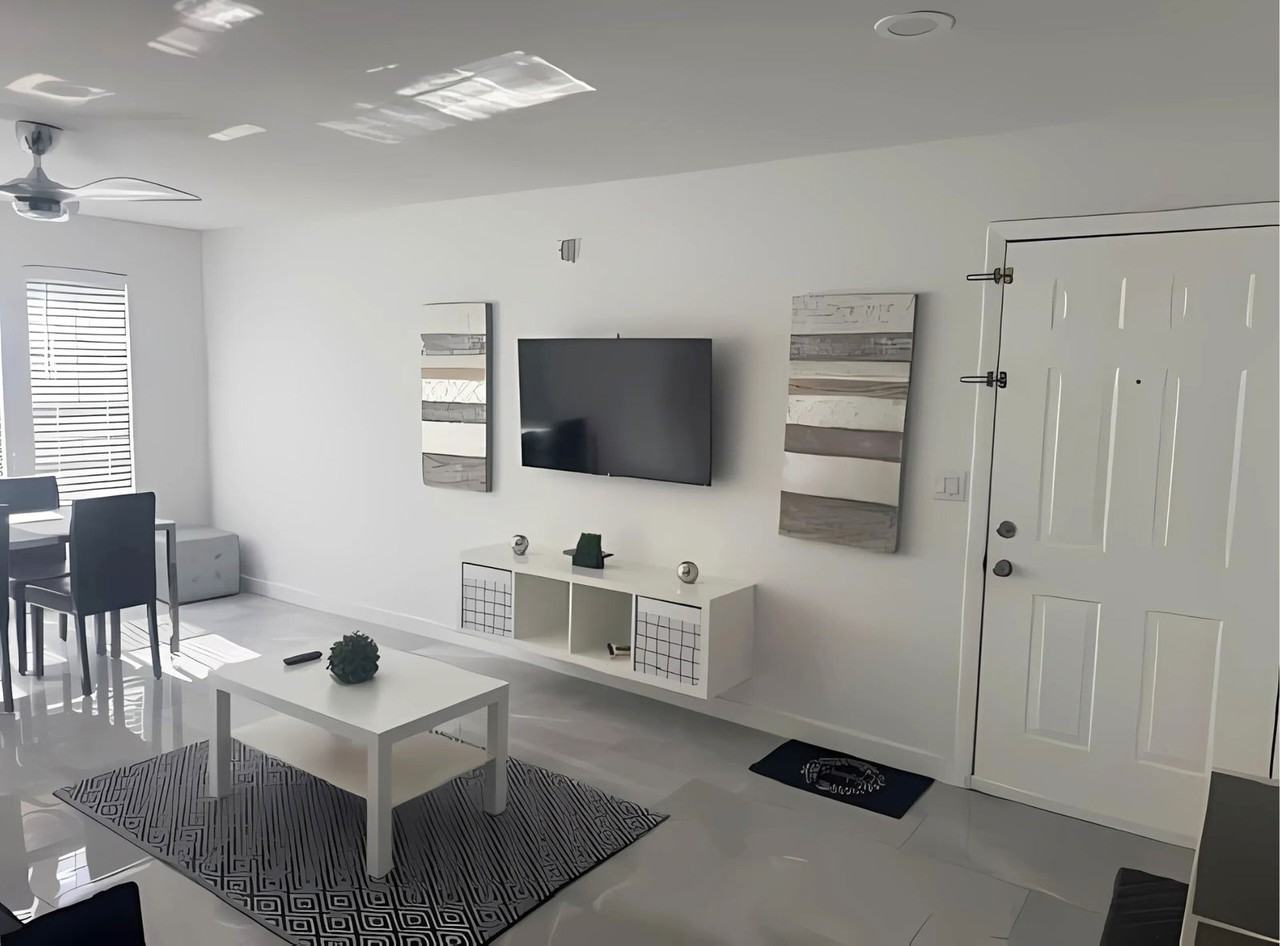 11508 Westwood Blvd #313 - Photo 3 of 7