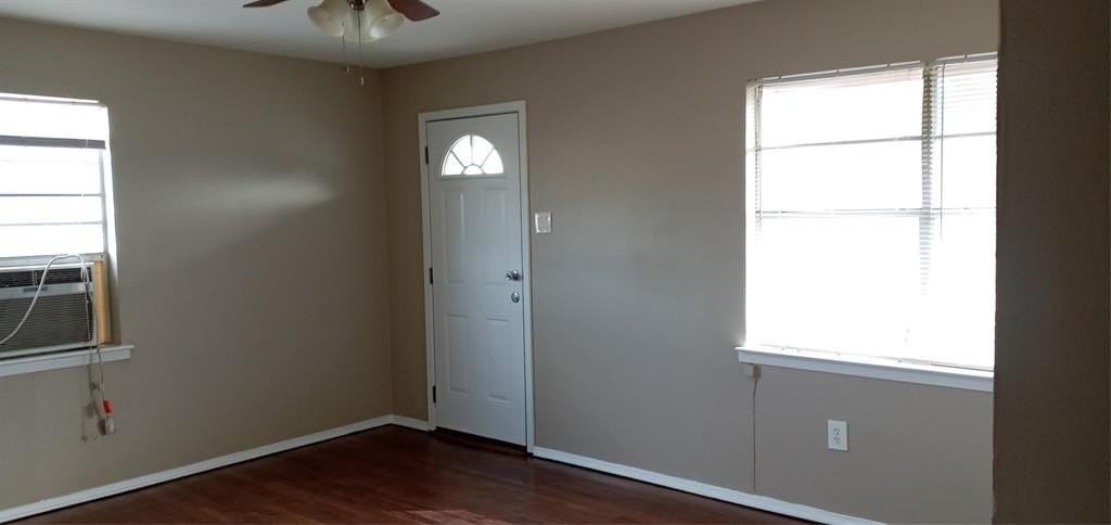 120 S Dove Rd - Photo 3 of 10