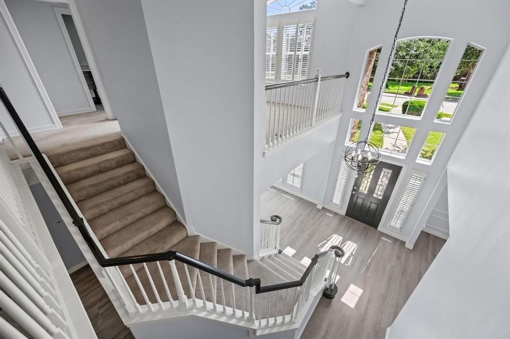 104 Clear Brook Ct - Photo 4 of 24