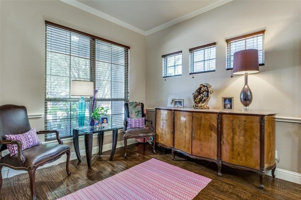 12223 Jackson Creek Dr - Photo 3 of 25