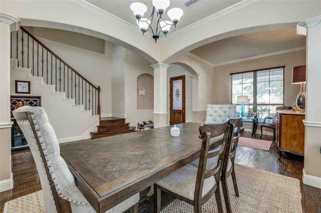 12223 Jackson Creek Dr - Photo 7 of 25