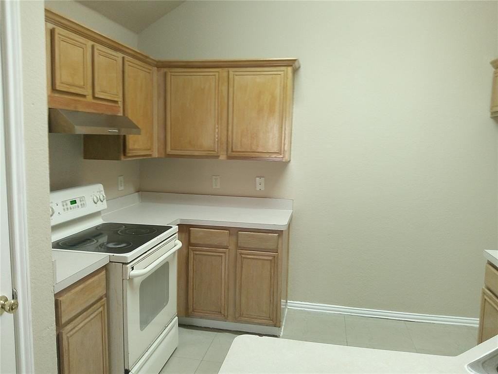 5644 Indian Hill Dr - Photo 4 of 13